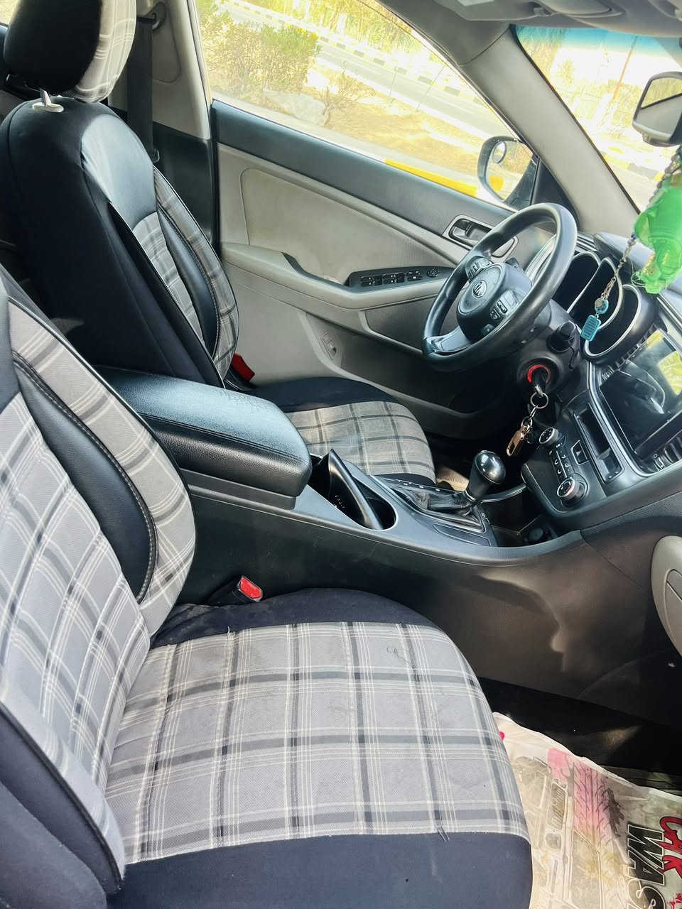 السلام عليكم اوبتيما 2015 السعر 108
بدون حادث السونار موجود بدون صبغ بدون تبديل فقط بارد ماشيه ١٦٠

مواصفات شاشة كشن كهرباء إشارة بالمري باقي الموصفات معروفه اي استفسار *********** مكلف بل نشر
