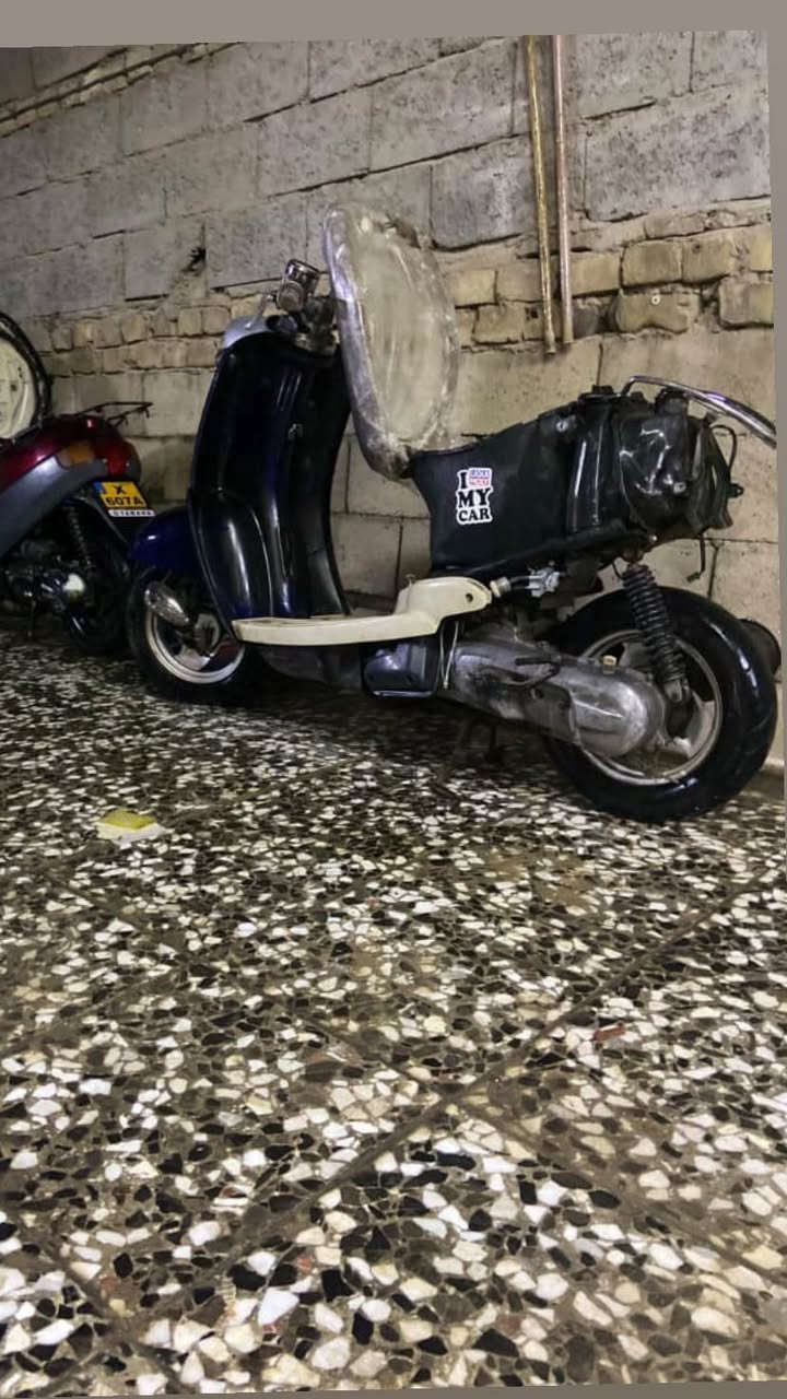 سلام عليكم للبيع عبد الحليم نقصه كفرات وبيه بعض نواقص    سعر ١٣٠مكاني دوره شارع٦٠ ***********
