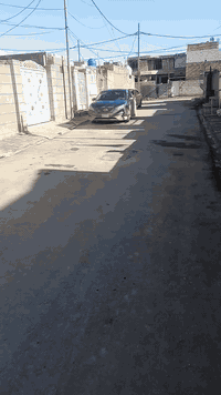 سلام عليكم بيت لبيع في حي الامينالاولملعبشهيدجمال المساحه 200 متر يبعد عن شارع العام 150متر  اساس رفت طابقين كافت خدمات   ما متواجت عل فيس *********** ملاحظى بدون وعود كذبه
