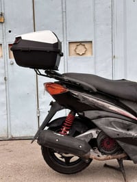 سكنس نثيه للبيع نضافه نفس الي بصور مكينه بلاديه مكفوله شرط خرسه متسمعل...