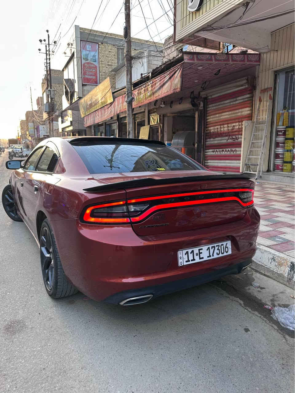 جارجر 2021 اصل 
مبدل الباب خلف السايق نفس اللون 
وجاملغ مصبوغ 
محرك وكير مكفول 
تبريد ثلج 
ماشيه 85 
مواصفات sxt
سعر 225 وبيه مجال للشراي
المكان ناصرية مركز 
*********** Singapore
