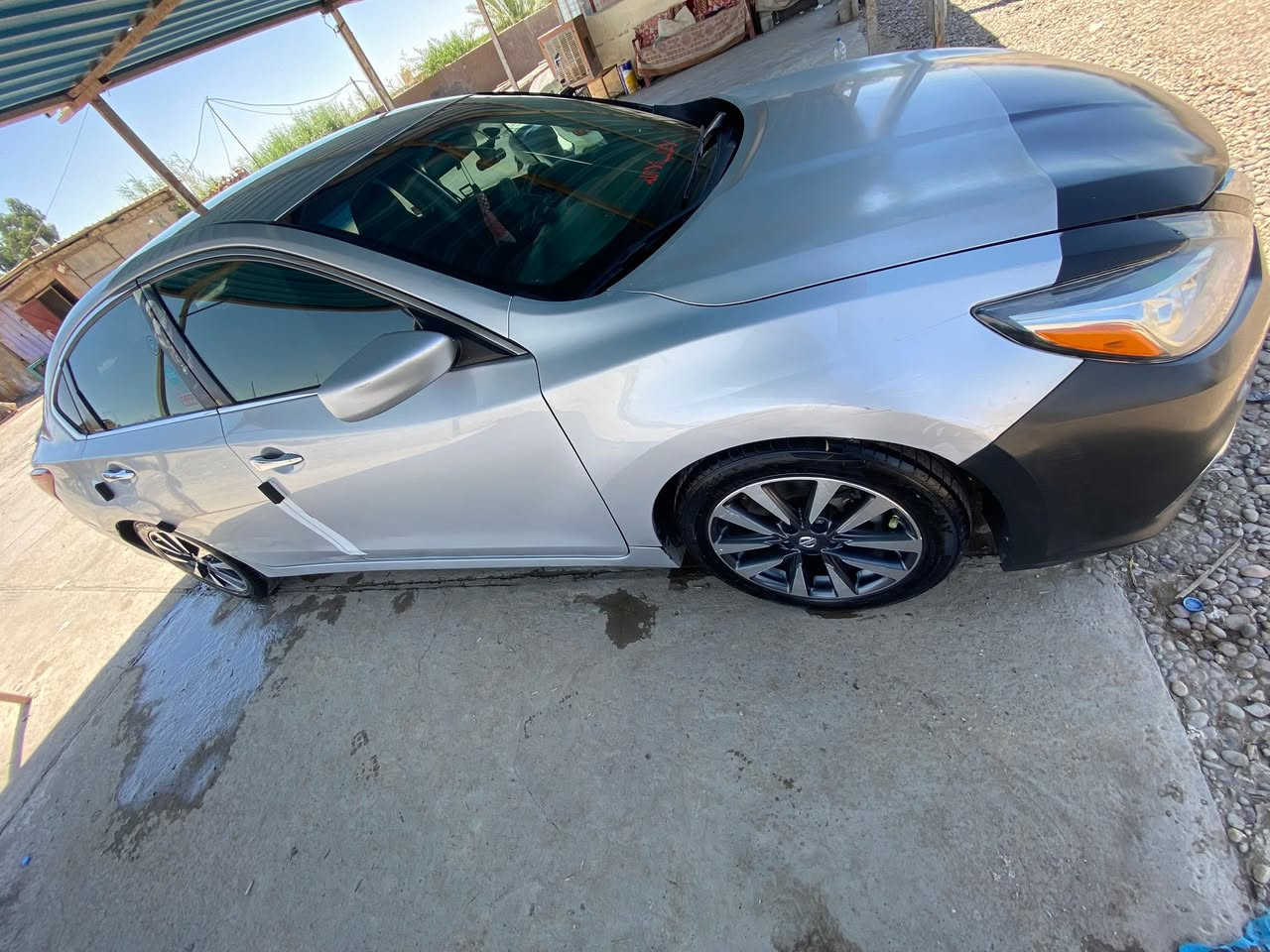 السلام عليكم ورحمة الله وبركاته 🌹

للبيع Nissan Altima موديل 2017

▪️ سنوية وهزّة جديدة
▪️ تحويل مباشر
▪️ جام لغ خلفي بيه معجون بدون دواخل (للجهتين الخلفيتين)
▪️ جام لغ أمامي وباب السايق والباب الخلفي فقط كلير، بدون معجون
▪️ السيارة نظيفة 

💰 السعر: 95 

📞 للاستفسار والاتصال: ***********
