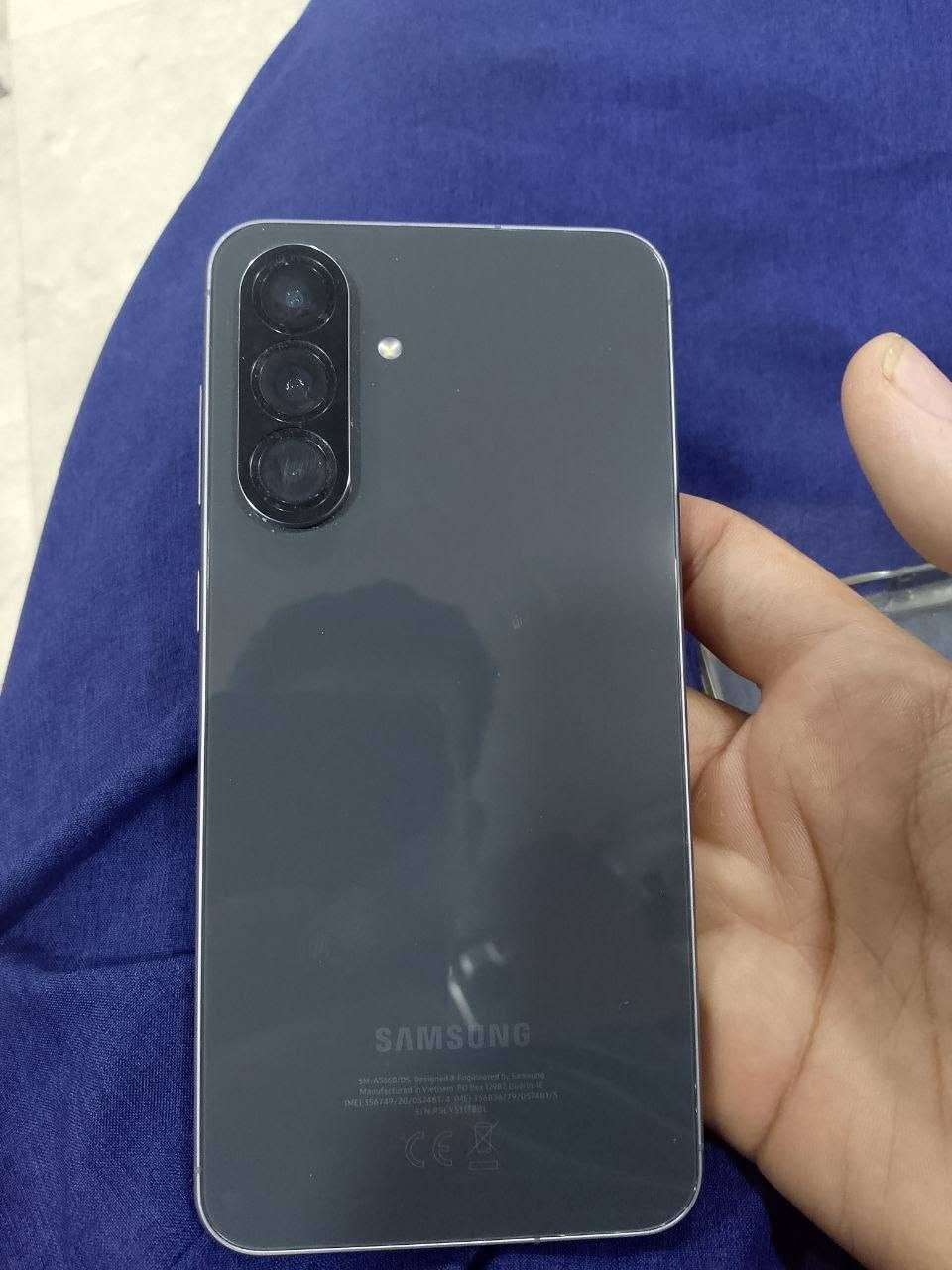 سلام عليكم
Samsung Galaxy A56 5G
للبيع مع ملحقاته استعمال اشهر قليله نظيف بنسبة %95
الجهاز ما بيه ولا طخه او ضرر كلشي بيه سليم 
وياه هديه شاحنة لين هو ما يجي وياه بس واير بس اني انطيكم بلك مالته اشتريته ب ٢٥ الاصليه

سعره ب ٤٥٠ الف مابيه مجال ابدد ... مستحيل تلكون هيج تليفون وهيج نظافه اخوو الجديد


**إذا كنت صاحب هذا الإعلان وتريد حذفه لأي سبب، رجاءا أرسل رسالة إلى الدعم الفني**