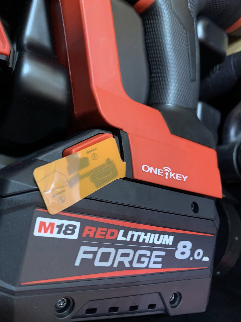 للبيع لقمه ميلواوكي  أحد أقوي في العالم 
Miwaukee m18 ONEFHIWF1
فویل / برشليسي 
٢٤٠٠ نيوتن 
٤ سرح 

***********واتساب
متاح كامل / فارغ
