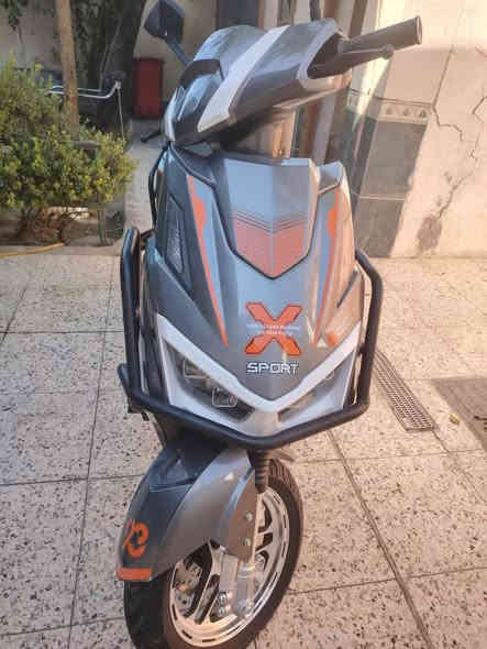 السلام عليكم
للبيع سكنس شحن مدرع
موديل 25
الدراجه زيرو
مواصفات فول
6 باتري كبير
3 سرعات
سرعه 85 
بريك امامي خلفي هايدروليك
لايت زنون عالي ناصي
اشاير
دبل بصمه ودبل سويج
قفل ستيرن 
انذار
نظام P
نظام R
السعر 800 وبيهه مجال
مكان بغداد الحبيبيه 
***********
