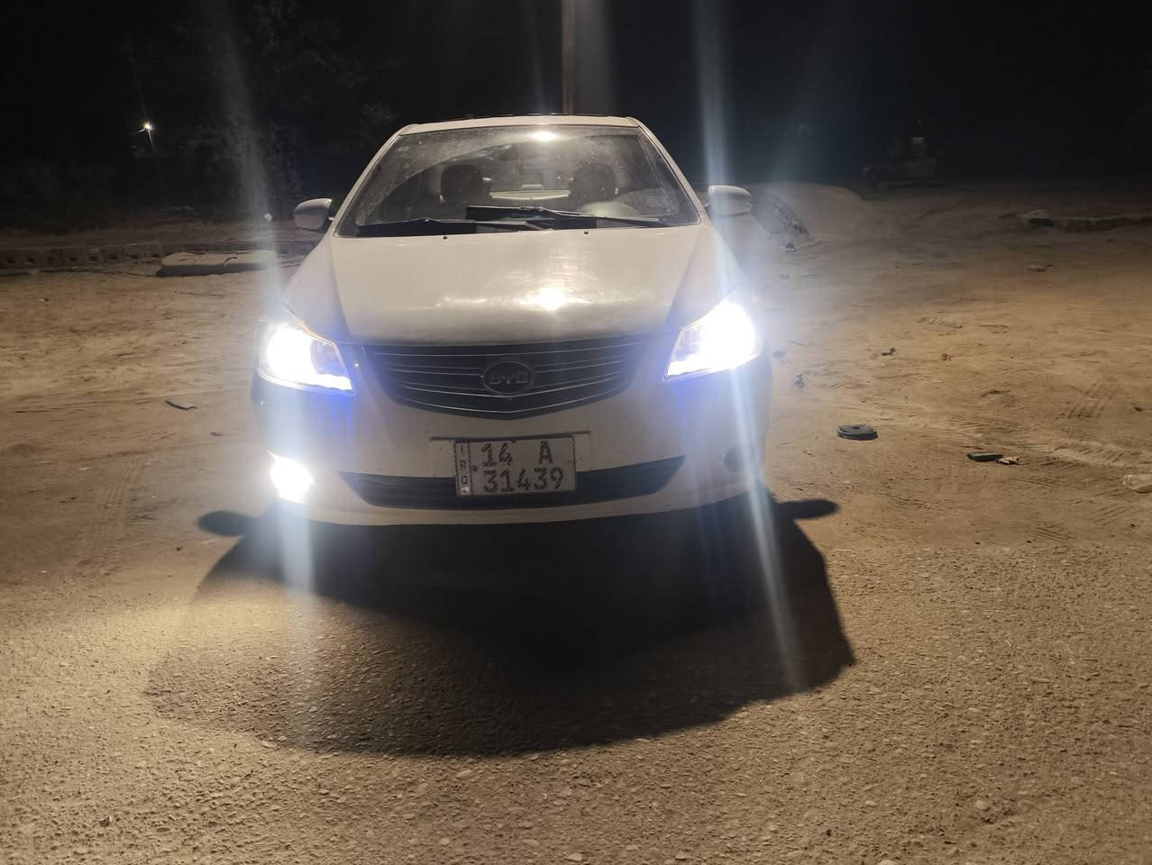 السلام عليكم بيوايدي
2013 فول مواصفات مزوعه 
بصمه تشغيل عن بعد 
كشنات جلد فتحه اشاير بالمري ويل كب 
مكينه كير حداده تخم تاير جواها 
سنويه 2031 بسمي تحويل ثاني يوم 
السياره بلاديه فقط ملكوطه خياس داير وجاملغ وجاهزه من كلشي السعر 60 وبيها مجال 
مكاني بصره ابوصخير 
***********
