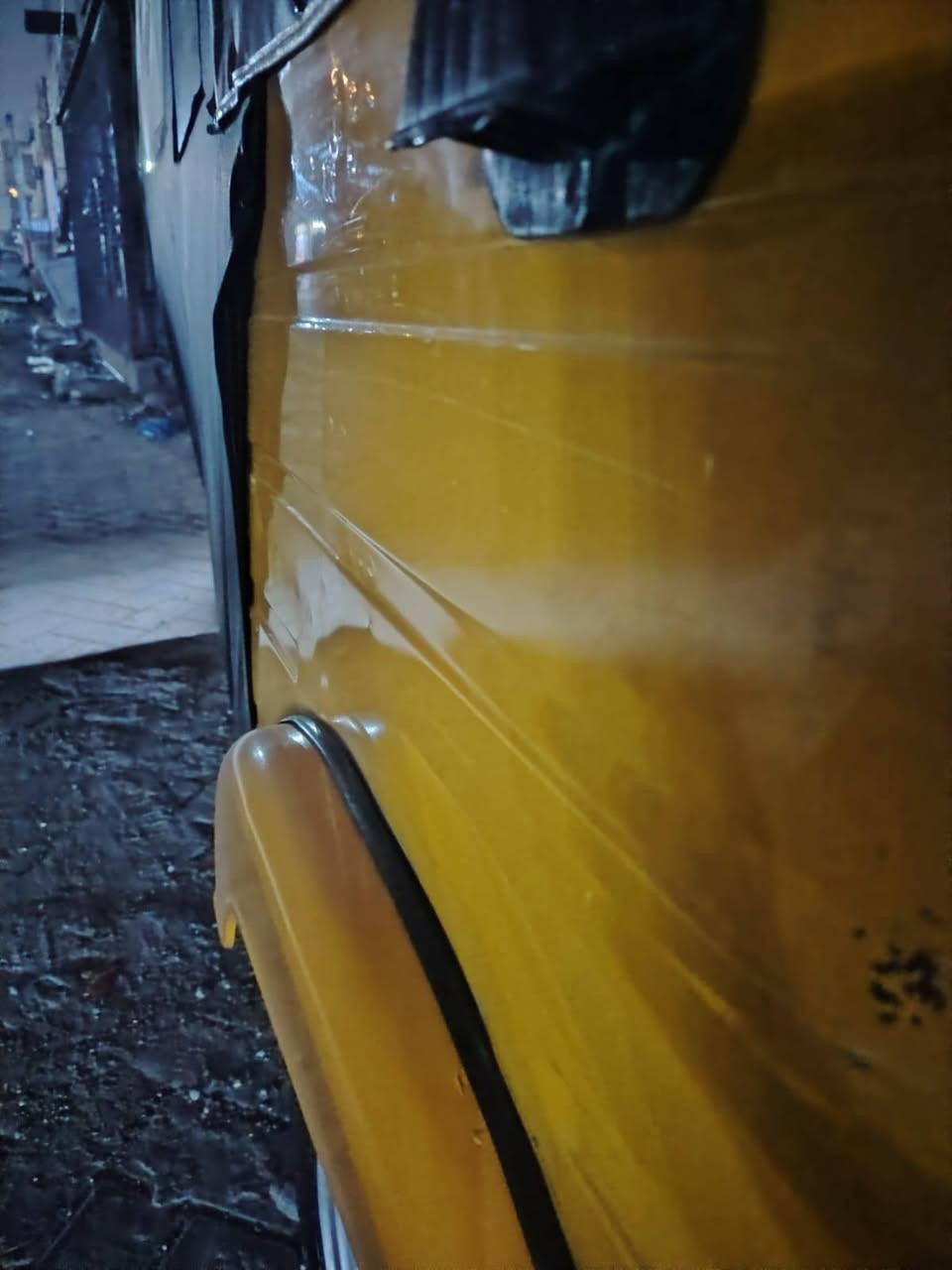 السلام عليكم تكتك للبيع مديل 2019 شهر 10 رقم وسنويه بغداد انكليزي كشره بيه صباغ بل لغد واحد  ودس فقط 
مكينه نظيفه وحلوه مكان بغداد مدينه الصدر ***********/‏‪***********‬‏
