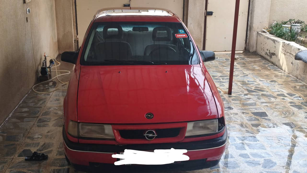 سياره فكترا حجم 20
موديل1998
بأسمي
مصبوغه حزام بدون دعم او حادث
السعر: 40وبيها مجال قليل
للاسفسار***********
