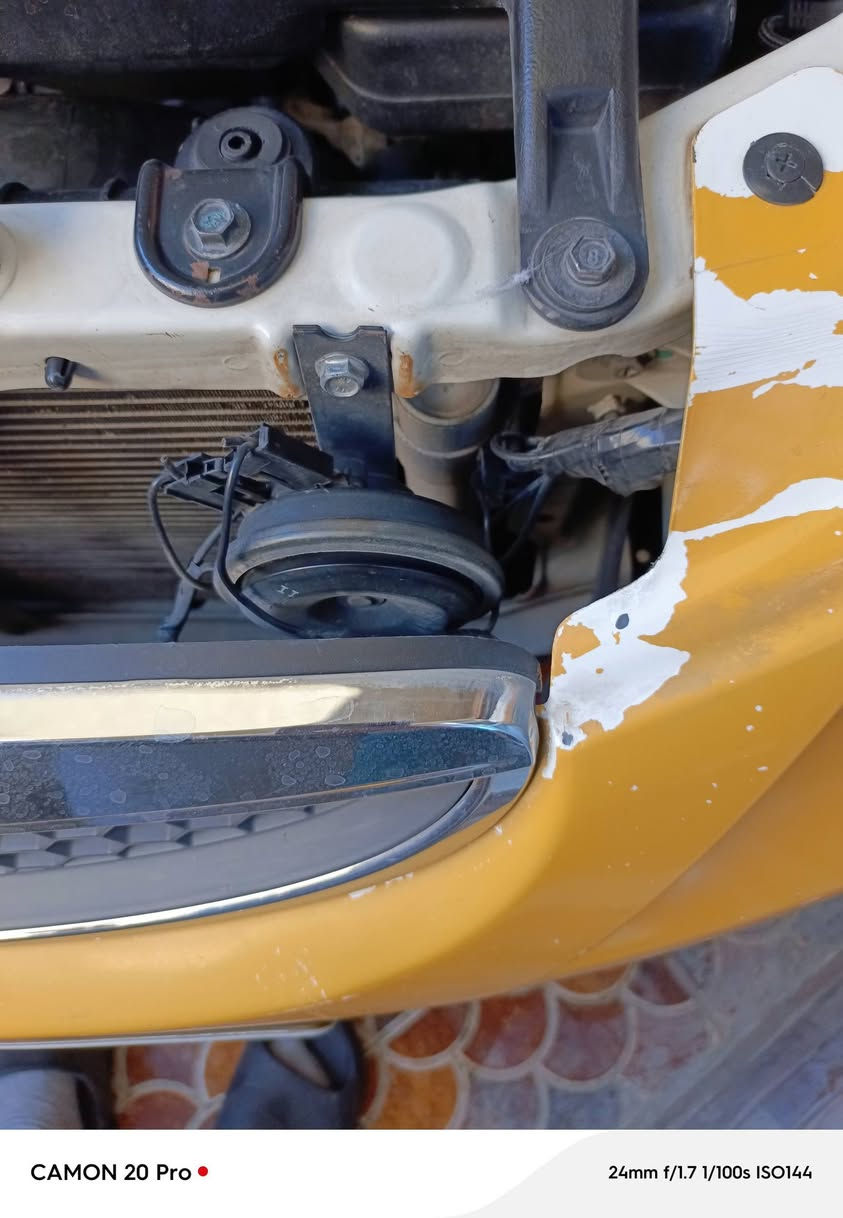 السلام عليكم وقيات طين اصليه تخم كامل السعر 20اطار مسجل الواحد 25الف هورن اصلي سعره ,25الف بغداد البياع الشهداء***********
