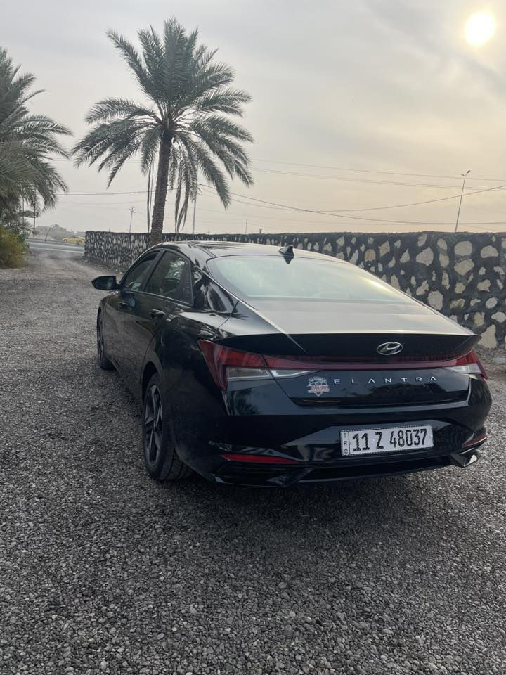 السلام عليكم
النترا ٢٠٢٣ امريكي
بغداد بأسمي
بيهة صبغ فقط ربع البنيد الي موضح بالصور والجاملغ بارد
ماشية ٢٦ الف 
فول مواصفات عدة الفتحة
بصمة بوب بصمة تشغيل تشغيل عن بعد
اوتو هولد
رادار امامي خلفي
اوتو ستوب
مانع انزلاق
تحديز مسار
كشنات تدفئة 
للاستفسار
السعر ١٤٨ وبيها مجال 
مكاني بغداد 
***********
