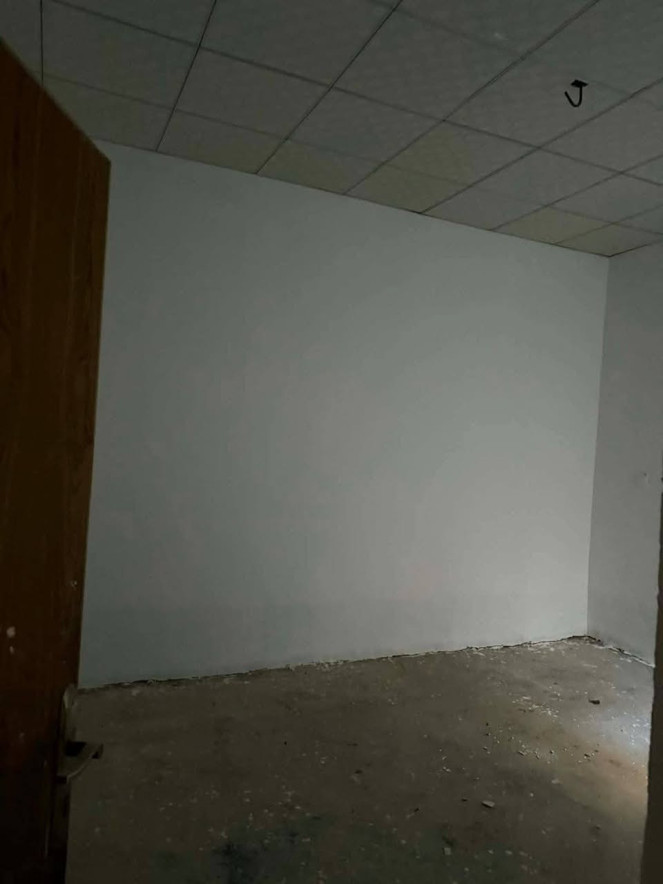 بيت تطلوعة للبيع 100 متر
نجف حي النداء شارع الكفيل مقابل عمود 23 
من شارع نجف كربلاء..
بداية شارع 60 العرضي الثاني.قرب مجمع الاميرات وقرب جامعة الكفيل 
يقع البيت على شارع 20 
يحتوي على غرفة وصالة ومطبخ واستقبال وصحيات 
البيت بنيان كونكريت مسلح..
فقط أرضية الاستقبال كاملة..
مطلوب للمصرف 90 مليون 
سعر التطلوعة 24 مليون 
التسديد الشهري 438 الف
#اشاره


**إذا كنت صاحب هذا الإعلان وتريد حذفه لأي سبب، رجاءا أرسل رسالة إلى الدعم الفني**