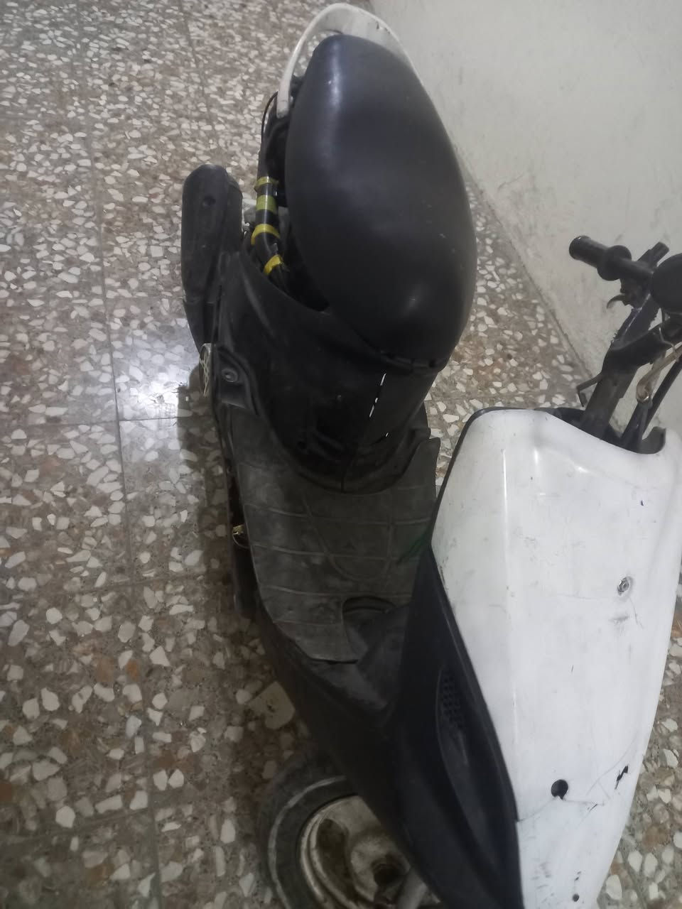 سلام عليكم دراجه ماكس شغاله هندر واحد محرك ناعم كلش شلعه فول رياضيه أوراقه كامله تاخذه من البيت تفيدك للشغل للدلفري للبيت سعرهة ١٧٥ مكاني بغداد العبيدي رقمي ***********
