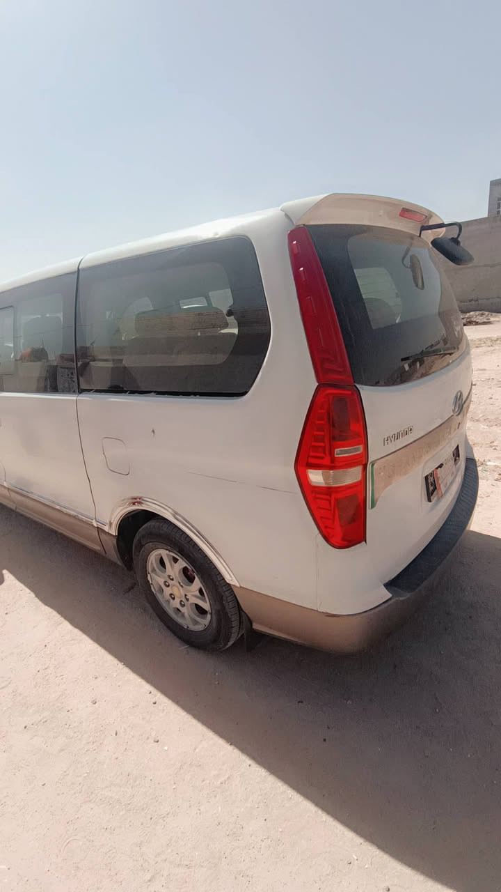 ستاركس للبيع
موديل 2012 سيارا كفاله سونار بيه جاملغ امامي تبديل بدون 
دواخل تاخذ سونار محرك كير تبريد كله كفاله
سنويه لل 28 مداور ثاني يوم 
جاهزه من كلشي 
السعر 155 وبيه مجال 
***********
