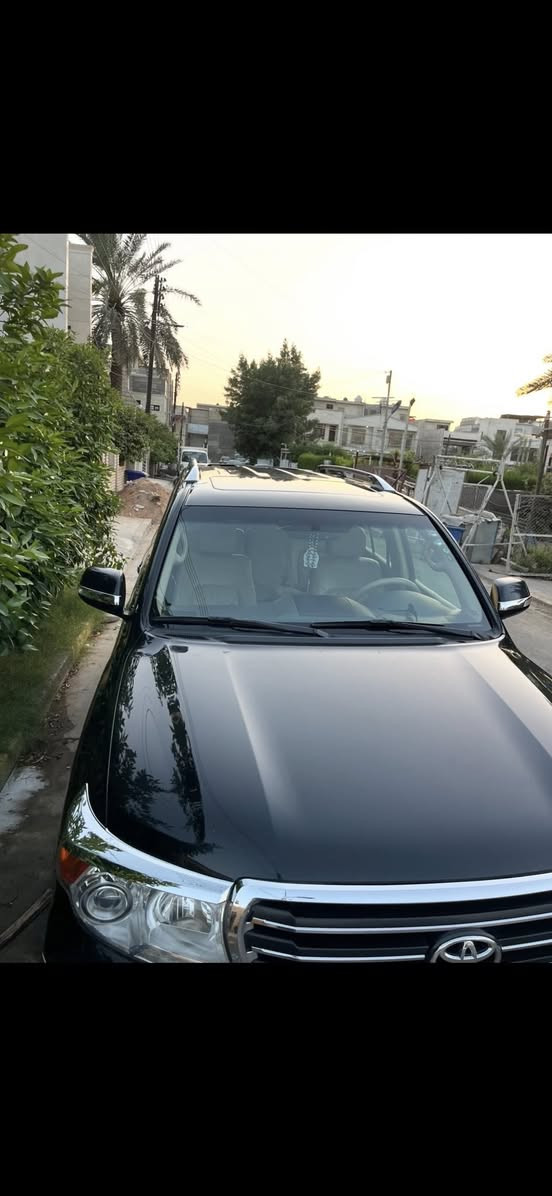 السلام عليكم
لاندكروز
2015
للبيع
محرك 6سلندر 

رقم اربيل انكليزي
فول مواصفات
بانوراما
مري شفط
مري قلاب
نضام دخول ذكي
كامره أخلفيه
حساسات
بلوتوث
شاشة اصليه
ثلاجة
ايكو
ليد نهاري
نضام ترحيب
وباقي المواصفات المعروفه
فقط باب السائق كلير اثر شخط 
المكان/ بغداد السيدية 
*********** واتساب
