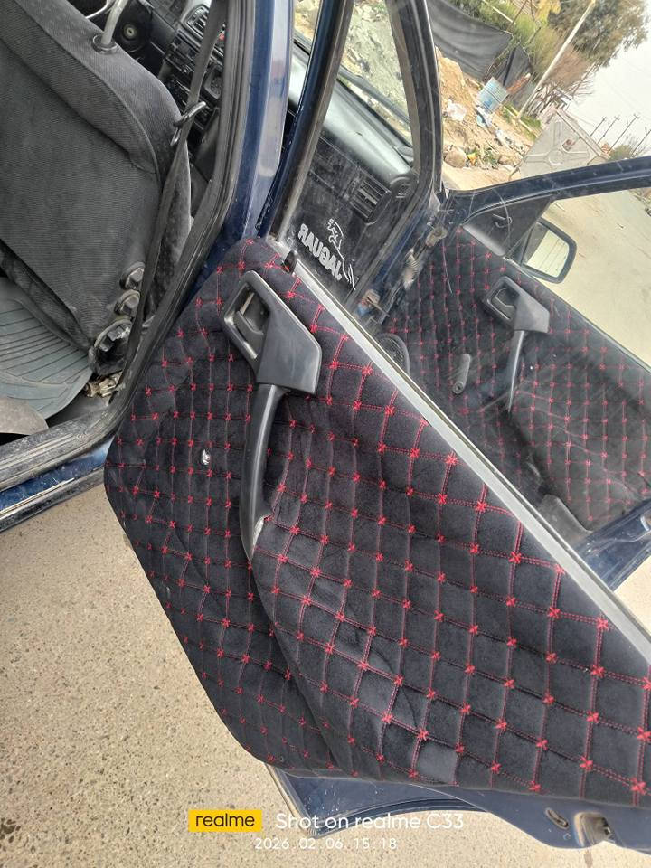 السلام عليكم ورحمه الله وبركاته 
أوبل ڤكترا للبيع محرك 18 شرط لا صرف ولا نفخ رقم جديد بأسمنا شرط والوكالة أو التحويل  السعر 43 وبيها مجال حک الحيه 
للتواصل ***********
