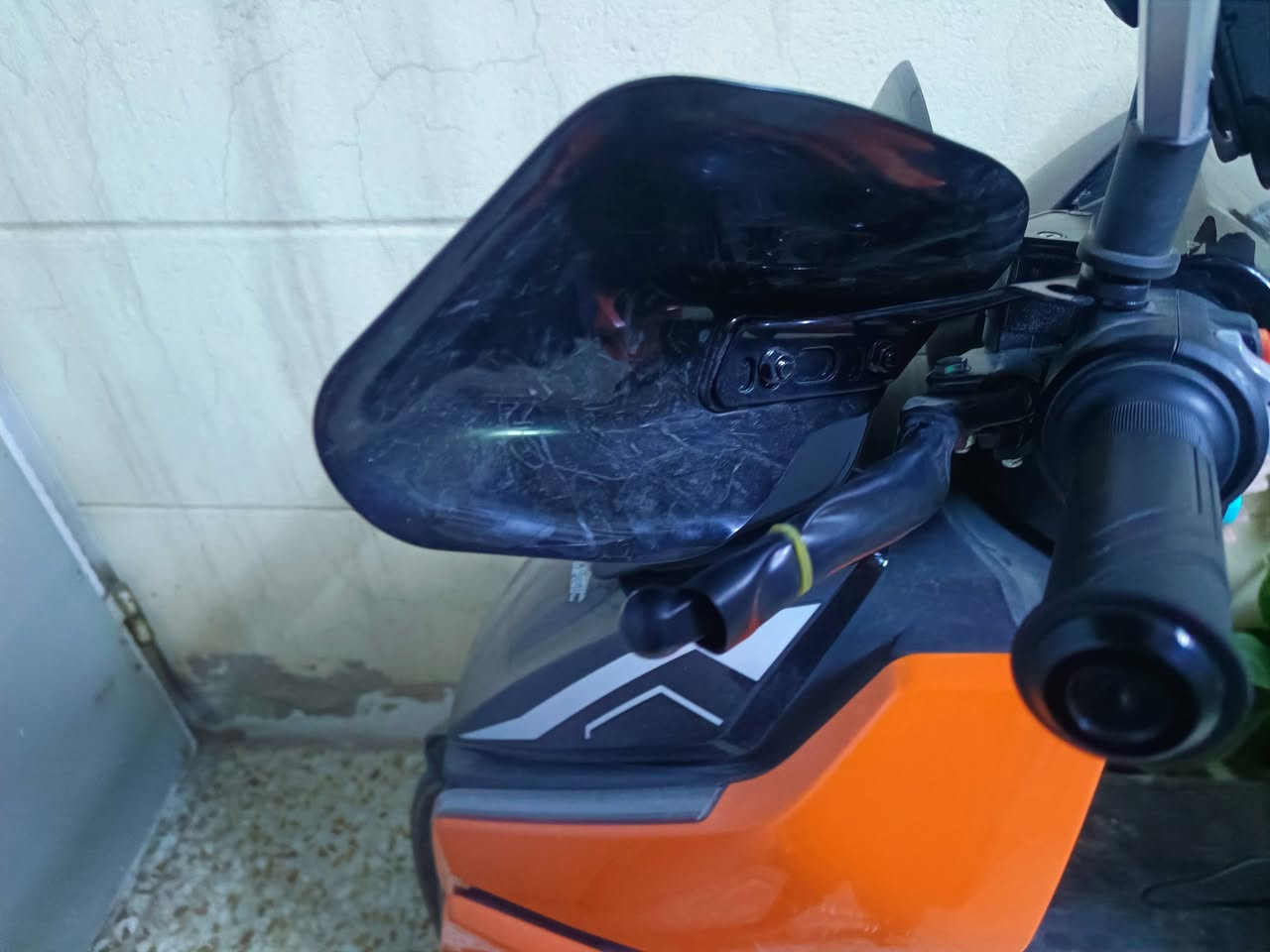 السلام عليكم عندي غراض اخذتهن قبل يومين واقيات هواء ماخذهن ب20 الف وجنطه ماخذها ب25 الف
اليريدهن قيم سعرهن باليرضه الله لان جديدات
رقم الهاتف ***********
