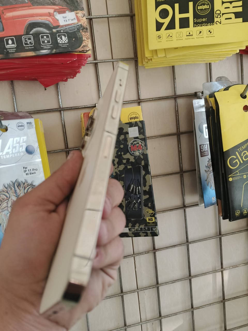 ايفون 14 برو ماكس 
ذاكره 256
بطاريه 93 لا معله ولا مبدل 
شرق اوسط نموذج m
جهاز مكفول كفاله عامه 
السعر 860
مكتب علي الشمري واسط قضاء العزيزيه شارع العام مجاور محطه عماد بدريه شارع القدس التواصل والاستفسار ***********
