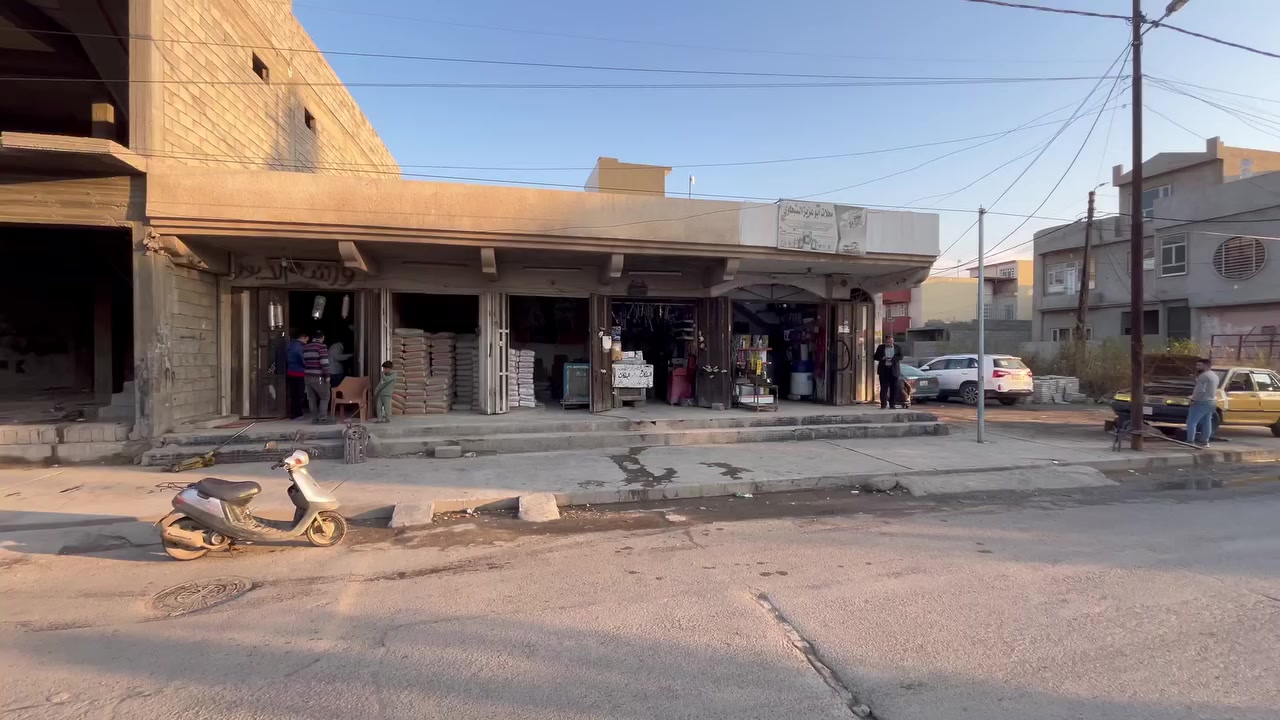 عمارة تجارية للبيع

         المساحه ٢٥٠  

تحتوي على ٥محلات صنف العقار(سند ملك صرف سند ٢٠٢٦)

العنوان سومر سايدين جامع قباء 

#عروض_عبدالعزيز_الزيدي_للعقار

***********
***********
