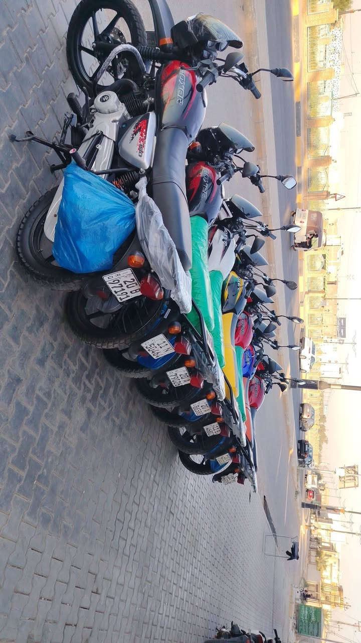يالله السلام عليكم ورحمة الله وبركاته بوكسرات مستخدمه مرقم للبيع أو المراوس بيع بل نقد أو قسط ماستر الرافدين فقط موديلات 21 22 23 أرقام ديالى وبغداد كله نكليزي عنوان ديالى بعقوبة التحرير مقابل الفوج السابع 
شراي اتصل وادلل ***********
