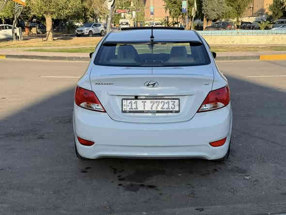 سلام عليكم للبيع عندي اكسنت 2018 خليجيه مكينه 1600 فول موصفات مكفوله ماشيه 68 سياره جديده كلش  رقم بغداد هزه وسنويه بسمي السعر 128 وبيها مجال مكاني بغداد الاعظميه  رقمي ***********
