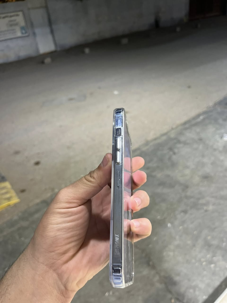 13 PRO MAX 🔋 86 ذاكره 256 جهاز عربي شرق اوسط مكفول كلش نضيف للتواصل *********** السعر 675 وبي مجال
