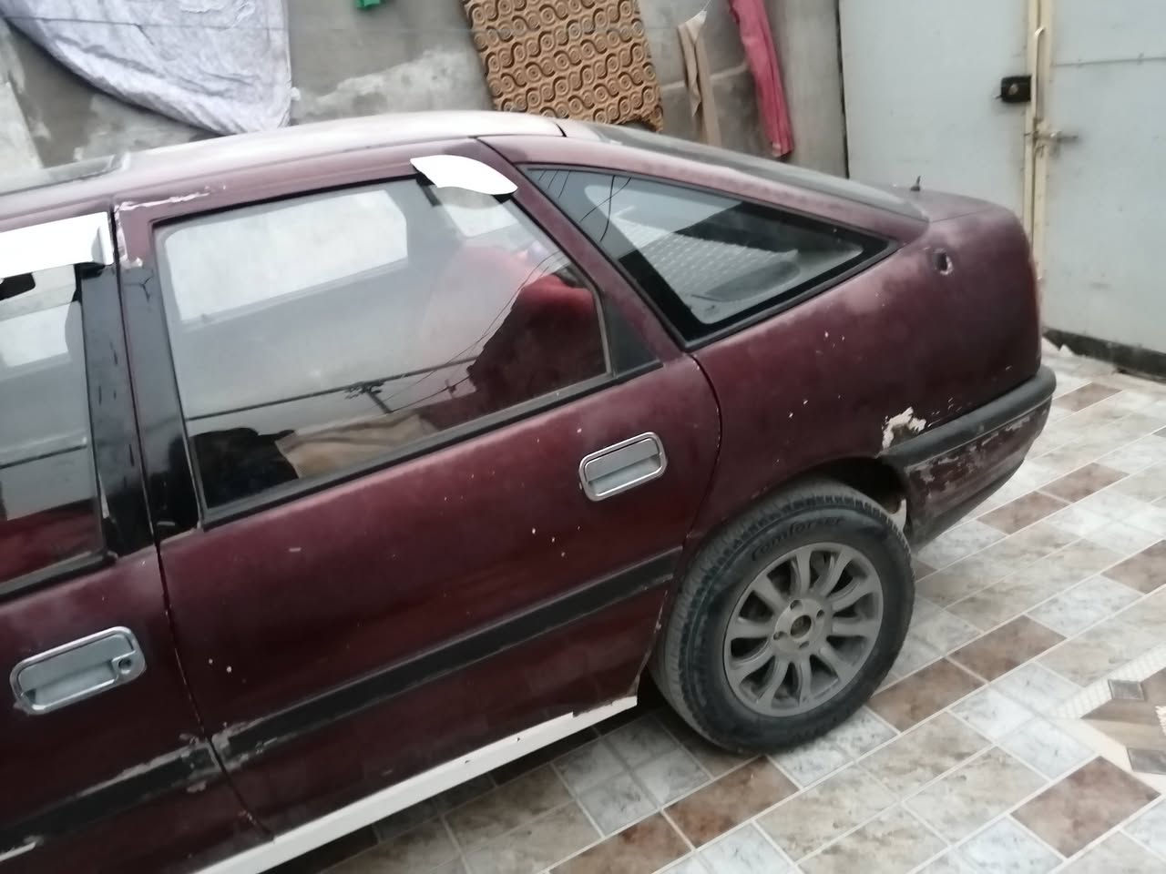 السلام عليكم
اوبل فكترا موديل  91.                                     كير عادي محرك 18 

سيارة كهربائياتها شغالة وصدر جديد صبغها          

بلادي بدون ضربة 

رقم بغداد و سنوية لل  2028 شرط تحويل ثاني يوم

  مكاني ديالى دلي عباس المنصورية 

السعر :27 وبيها مجال.
لاستفسار ***********
