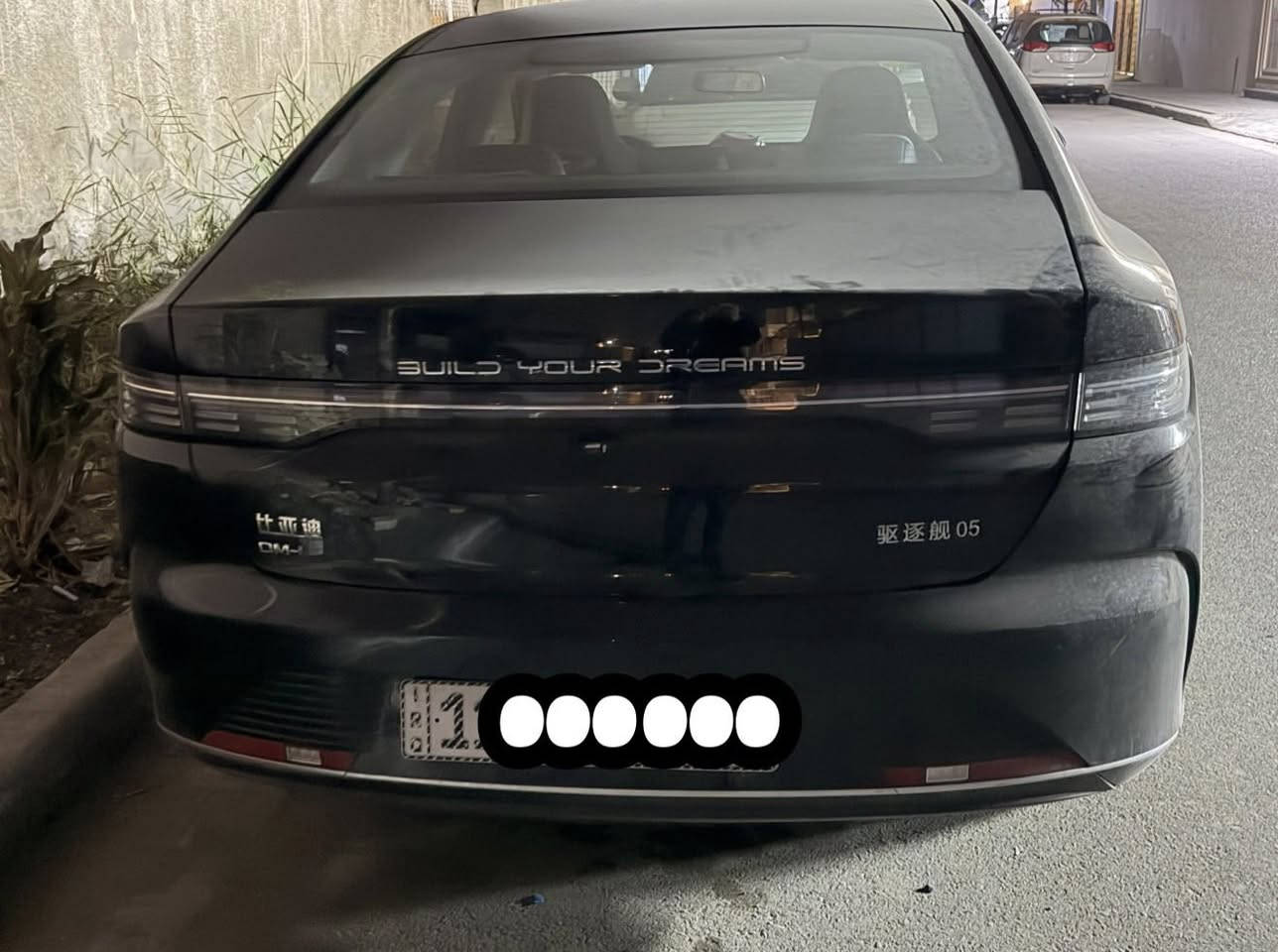 بي واي دي DESTROYER 05
لون اسود
موديل 2025
رقم بغداد جديد
ماشيه ع بانزين  4000
ماشيه ع كهرباء 2000
المجموع الماشيه عليه سياره 6000
سياره بيه حادث 
نفس الي بل صور فقط جاملغ امامي وجاملغ خلفي ثنينهن يرجعن بارد فقط هذا 
سياره بعدهي جديده داخله نضيف 
سعره 17ونص مو شراي لا تعبني لا تعلق 

تواصل واتساب او تصل ع رقم 
***********
