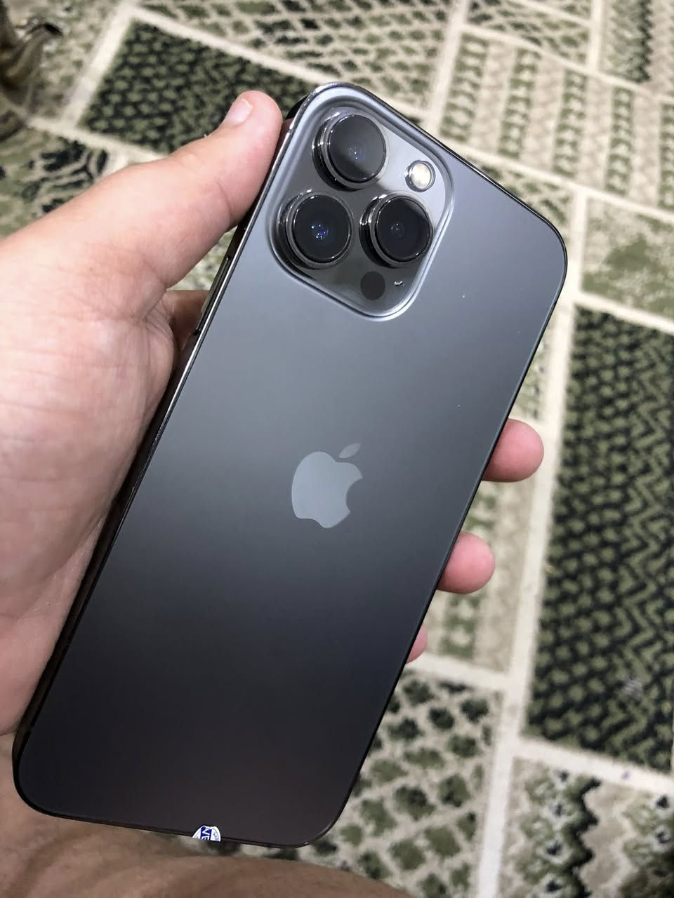 آيفون 13 برو ماكس محور 17
لون اسود بطاريه 88 
ذاكره 256 
مطاب تصليح والله 
اكتب تعليق واردلك 
***********
