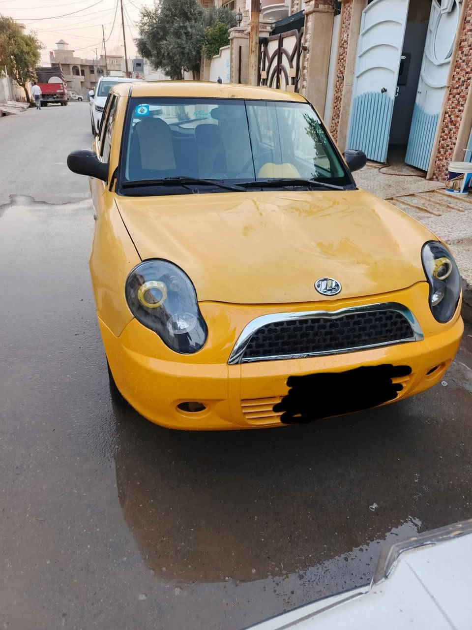 ليفان للبيع 320 موديل 2011 محرك وكير شرط السياره جاهزه ما ناقصها اي شي والسياره رقمها بغداد دولي انكليزي وكابون بيها السياره باسمي مكاني موصل الايسر رقمي *********** 
السعر ٣٨ وبيها مجال
