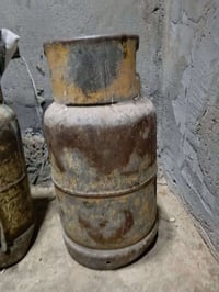 قنينة غاز • فاضية • عراقية