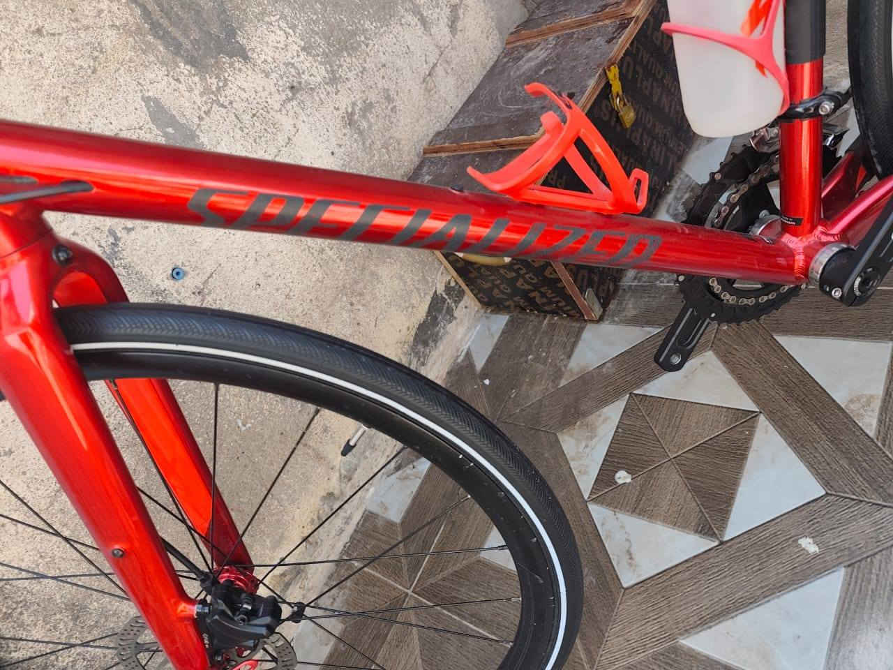 السلام عليكم
سبشل ستي بايك فول
C700
L
الدراجة اخت الجديدة
الصور تشرح كل التفاصيل
السعر 700$
مكاني بصرة... يوجد توصيل


**إذا كنت صاحب هذا الإعلان وتريد حذفه لأي سبب، رجاءا أرسل رسالة إلى الدعم الفني**