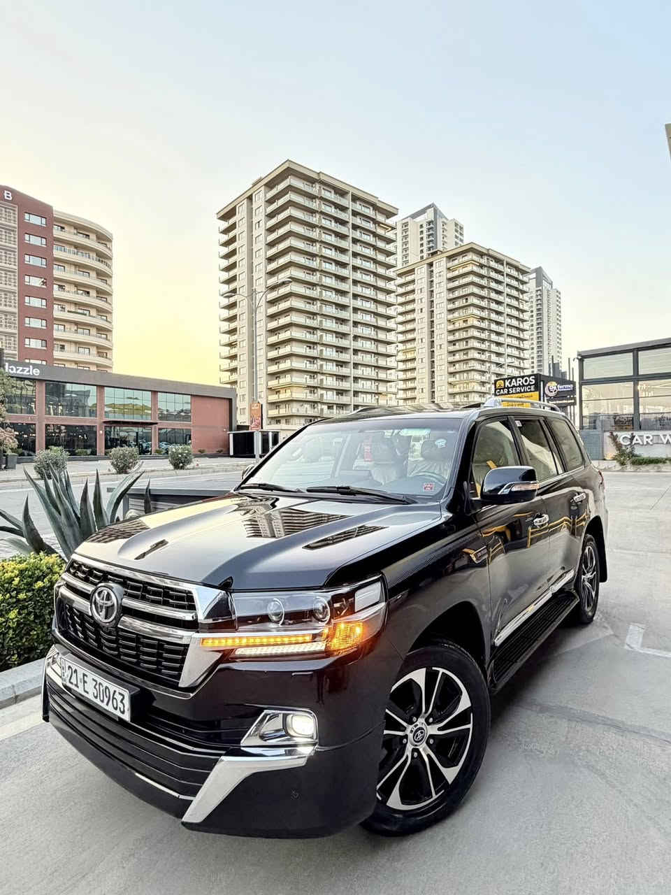 ‎‏Land cruiser GXR 2018   V8 75,000 الف 📦
‎‏Grand turing بلاك ئيدشين 
‎لاندكروزر2018  GXR
                                                                
‎‏‎ ملاحظە : الاخوان رجائن بس بیع نقد بدون مراوس📌 
‎أخت زيرو بل كارتون 📦📦
‎‏‎لاندکروزر2018 ساز باب أول
‎‏‎💎محرک 8 سلندر 
‎‏‎⌛️ماشي75,000  ألف
‎‏‎💎 بسمطين  +سماعة بيلادي +فرشات بيلادي مجوود 
‎‏‎☎️موبايل/***********
                                                           سعر 470$
‎‏‎💎 مكفولة كفالة عامة من الدعامية إلى الدعامية
‎‏‎ 💎 بدون صبخ .بدون بارد  ،بدون رصعات ،بدون حتى شخط
‎‏‎دعاميات هم بدون صبغ ،رمل مابي ،لحية بدون صبخ ..بقية كلها بشرط

‎‏‎🧬فول فول مواصفات
‎‏‎شاشة كبير لمس 5كاميرا حاسة رادارات
‎‏‎كاميرات 3 شاشات سيلاد فتحة سقف 
‎‏‎كشن جلد كشن كاراباي شحن موبایل  8 اريباك تبريد مركزية
‎‏‎بصمة تشغيل عن بعد باب جاك سلاجة ليد زينون 
‎‏‎تحكمات ستيرن دبل فوليوم فورويل هوك
‎‏‎سيارة بها 2 بصمة من شركة جديد جدأ 
‎‏‎سيـارة عل نظافتها احسبها صفر زيرو

‎💎 تخم تاير دنلوب الاصلي

‎‏‎ 💎محرك كير بشرط مامفتوح
‎‏‎سيارة حيل نظيفة كلشي عل بلاد لوك
‎‏‎سنوية زنكة كلشي جديد مدفوع لـ2029
‎‏‎باسمي السنوية بشرط تحويل و خرامة 
‎‏‎سيارة مابيـها دينار مصرف كامل من كل نواحي

‎‏‎♻️نفسي يوم /تحويل و وكالة حاظر 
‎‏‎📍مكانك /داخل سليماني
***********.
