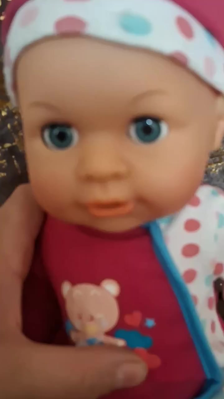 دمى مع بعض 1800 سلع اصلية مختومة 🎀🎉🥰


**إذا كنت صاحب هذا الإعلان وتريد حذفه لأي سبب، رجاءا أرسل رسالة إلى الدعم الفني**