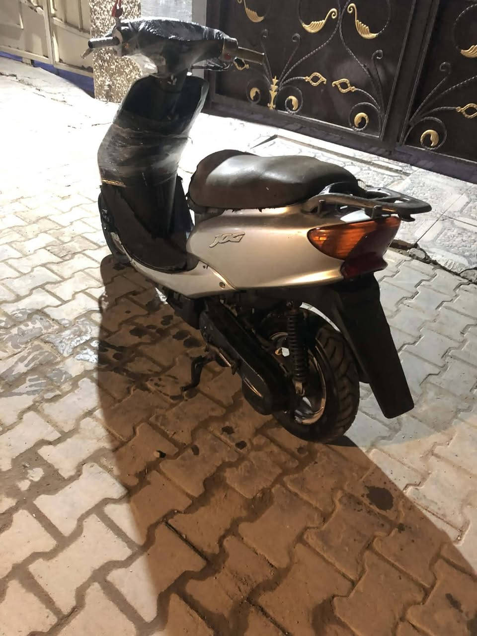 سلام عليكم درجه عصفوري 60 درجه خير من الله درجه شلعه معدل مكينه ناعمه سلف شغله ربع نكره هندر شغاله كهربائيات اشاير هورن عداد السرعه والبنزين شغال درجه بيه نقص تريشه 5 بس مكاني بغداد الحريه ساحه عدن مدخل البستان سعر 230  رقم ***********
