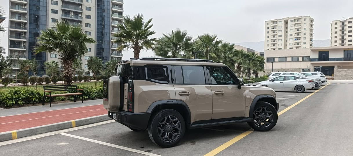 جيتور t2
موديل ٢٠٢٥ 
اللون صحراوي مرغوب
بدون دعم و صبغ 
مواصفاتها معروفة ميحتاج نذكرها كلها
ضمان شركة هارلم
ماشية ٤٣ ألف 
سعرها ٢٦٥ ومجال
مكانها دهوك 
م : ***********
