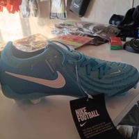 نايك اصلي • مقاس ٣٧