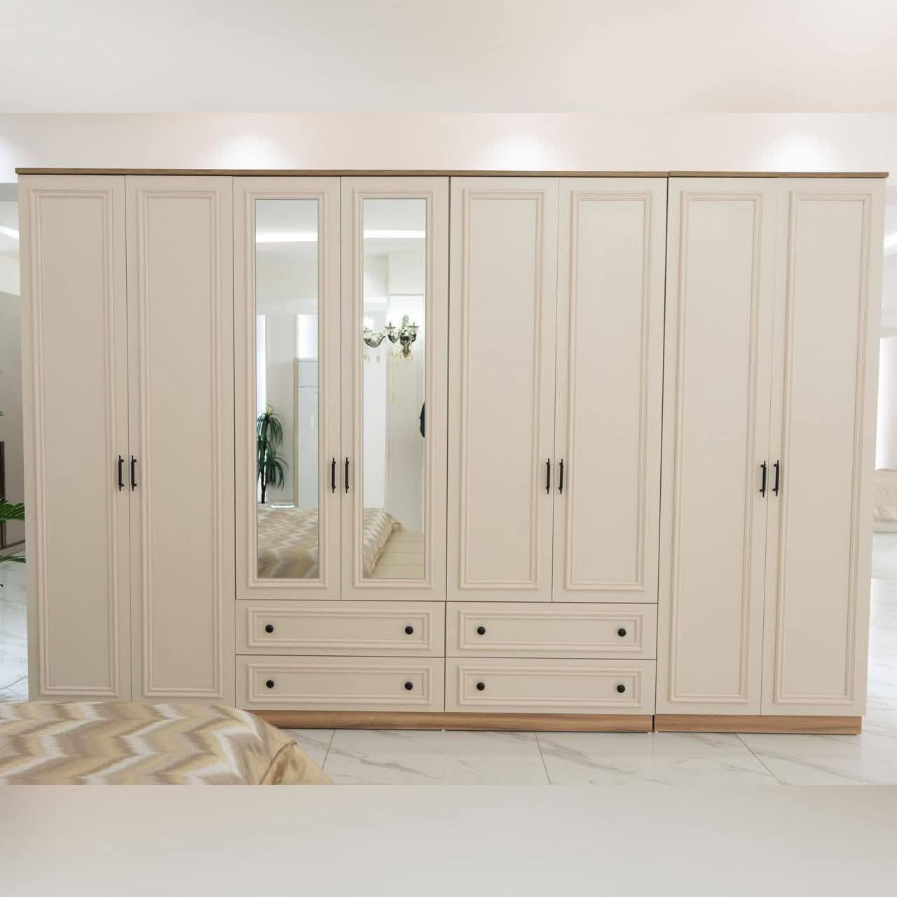 ✨ موديل (كارزما) - الفخامة التركية في منزلك ✨
يعلن معمل انغول الأصلي عن توفر أرقى غرف النوم (10 قطع) بتصميم عصري ومتانة استثنائية.
💰 تفاصيل الأسعار والسداد:

• السعر النقدي: 1,650,000 دينار.
• السعر بالتقسيط: 2,100,000 دينار.
• القسط الشهري: 134,000 دينار فقط.

🛠️ المواصفات الفنية والمميزات:
• القياسات: كنتور ضخم (عرض 340 سم | ارتفاع 220 سم).
• السرير: نظام جكات هايدروليك لسهولة التخزين والاستخدام.
• التصميم: لمسات ضوئية (إنارة) مدمجة بالكومديات لإضافة جو ساحر.
• المتانة: هيكل مجمع بـ براغي حديد لضمان أقصى درجات الثبات.
• الإضافات: * ميز تواليت بتصميم ضخم ومميز.
• طابورية خشب (شد) متينة.
• إطارات بروفيل فنية تزين جميع قطع الغرفة.

📍 العنوان :
الرمادي - التأميم - القادسية الأولى - شارع النخيل
(مقابل محطة النخيل)


**إذا كنت صاحب هذا الإعلان وتريد حذفه لأي سبب، رجاءا أرسل رسالة إلى الدعم الفني**