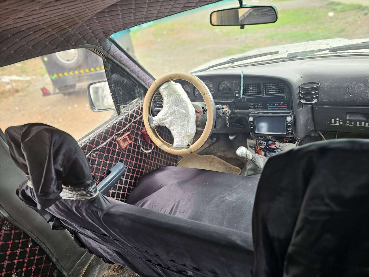 بيكاب 90بؤفرؤشتن 4كيره كيروو مه كينه و ئه كسل به شه رت 4تايه ى باشى له زيره كابريته ى نويه سه ياره كه جايزه قفلى 19كه لايه شوين كؤيه زم *********** جه مجه كه ى له كه ل نيه
