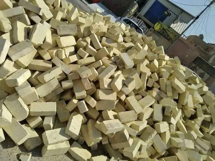 يوجد  #طابوق معامل العمارة  عدد 8000طابوقه #وزياده500 #ويوجد #تك 4000وزياده# 250 ويوجد كسر للبيع  اتصال  على الأرقام التاليه أو مراسله عل واتساب  ***********//***********
نوع بيرنا (الطيب-العماره)  
ونوع انجكتر. قوه ولون وعدد كامل وقالب واحد  للاستفسار ومعرفه السعر فقط
