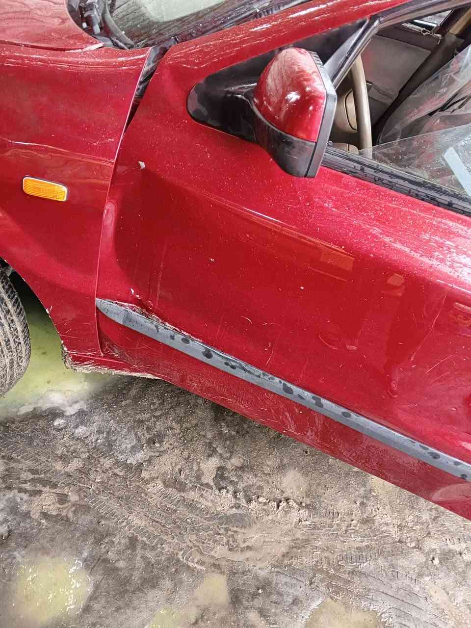 سمند مديل 12 تفاصيل موجوده بالفديو  مكانين بارد وشبرين صبغ وبيه خسفات بالبنيد مال طبك معدلهن بارد كير ومكينه وحداديه وتخم تاير تحويره 14 سياره جاهزه رقم بغداد تحويل مباشر *********** اي استفسار اتصال ع الرقم ب55 وبيه مجال حك الجيه ملاحضه السياره بدون تبديل ولاصبغ غير المذكورات والبارد ومكان الصبغ والضربه مال باب السايق موجوده بالمنشور كلشي مذكور لحد يكلي شبيها مابيها السياره تنباع بدون عراض ملاحضه بدون غراض
