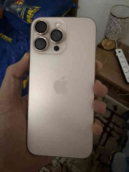 سلام عليكم
ايفون ١٦ برو ماكس

نظافة ١٠٠٪؜

ذاكرة ٢٥٦

الجهاز بعده بالضمان

بطارية ٩٥ 

للبيع ب1300قفله

***********  واتساب او عام
