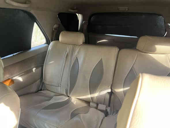 فۆرتشنەر مۆدیل ٢٠٠٧بێبۆیاخ چوار پستۆن تەبریت شاشە کامیرا چوار تایە تازە بێتەقەو تونو تۆڵ رەقم سلئمانی دەبل اکسل  سعر ١٣٥مجال برایانە 
***********
