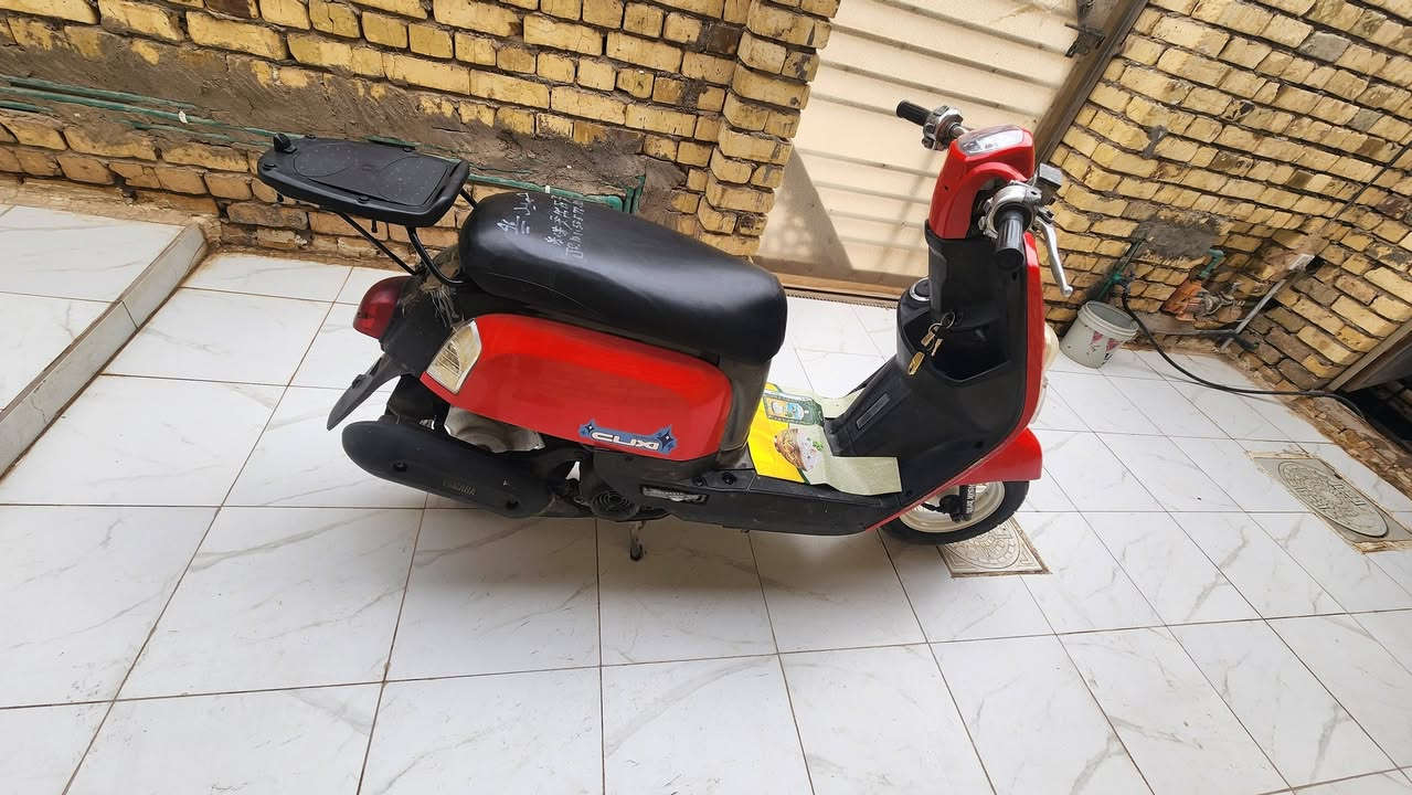 ماكس بوليسي نضيفه للبيع سعره 600الف وبيه مجال مكاني واسط حي الحكيم رقم تليفوني ***********
