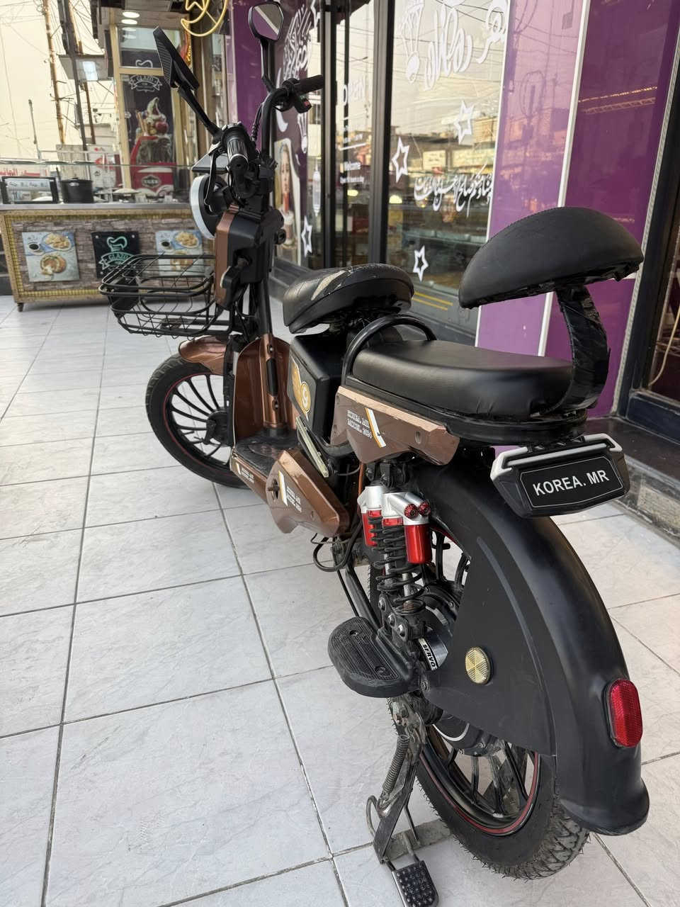 دراجه شحن 4 سرع 
نضيفه كلش 
كامله مابيه كل نقص 
السعر 250
عنوان حسينيه الراشديه 
***********
