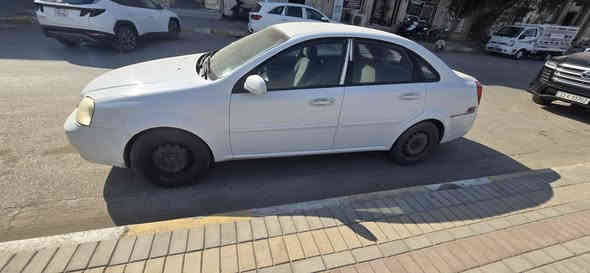 يالله 
السلام عليكم سيارة اوبترا موديل 2011 حلو ومرتبه مكفوله من الصبغ قطرت صبغ مابيها والحداديه ماعد صدرها وبيها شخوط قليله  ويرادلها ترتيبات رقمها واسط الماني والتحويل ثاني يوم السعر 75 وبيها مجال 
ملاحظه/ مكلف بالنشر الاستفسار الاتصال على الرقم ***********
