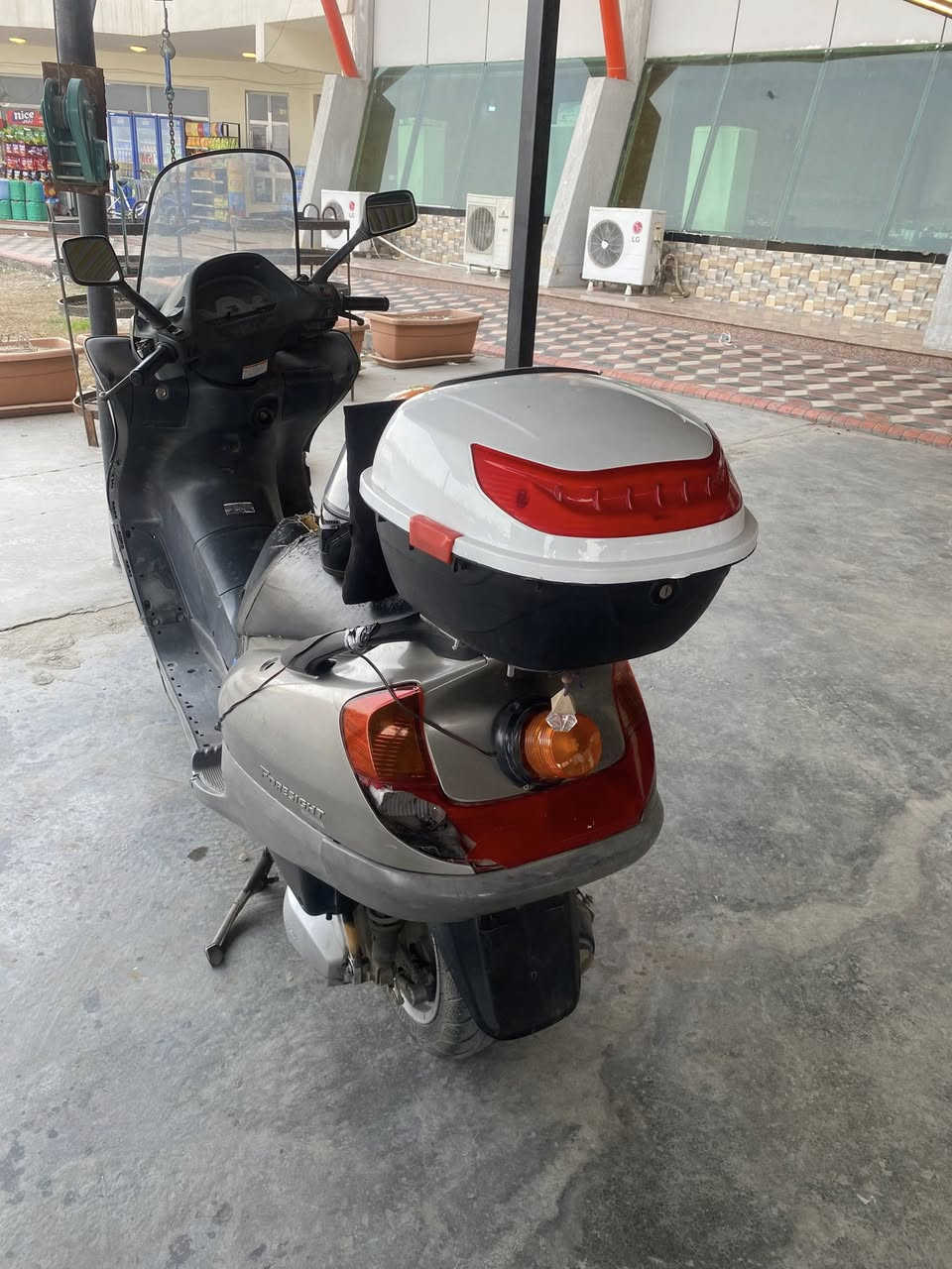 للبيع 650 الف هوندا
*********** كاملة نقص باتري
