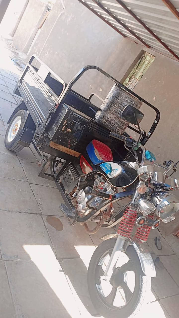 السلام عليكم ستوته جمره فحل للبيع مكفوله كفاله عامه من الخياس ومن الحيم ماعايزه برغي جديده عنواني مسخاب ناحيه القادسيه متواجد عرقم وعل وتساب ***********
