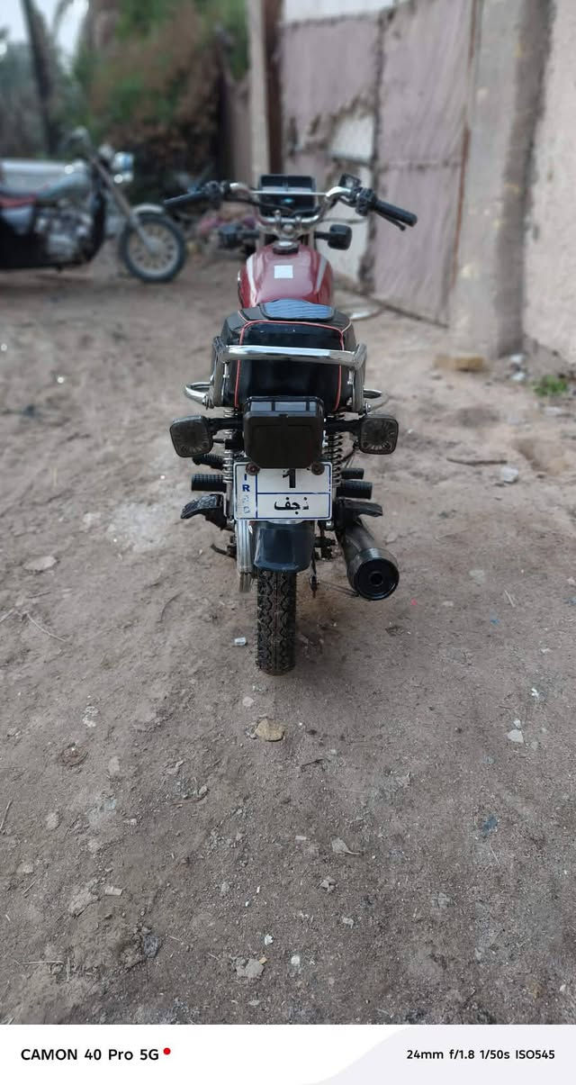 سلام عليكم تايكر مديل 21  طالعه ب 22اوراق أصولي بسمي وكيله العارضي سعر 750 وبيه مجال تترقم  

اخوان السوك كلشي بيه دراجه كل نقص مابيه 
رجاء الموشراي لايتعبني مكاني ديوانيه مهناويه

***********
