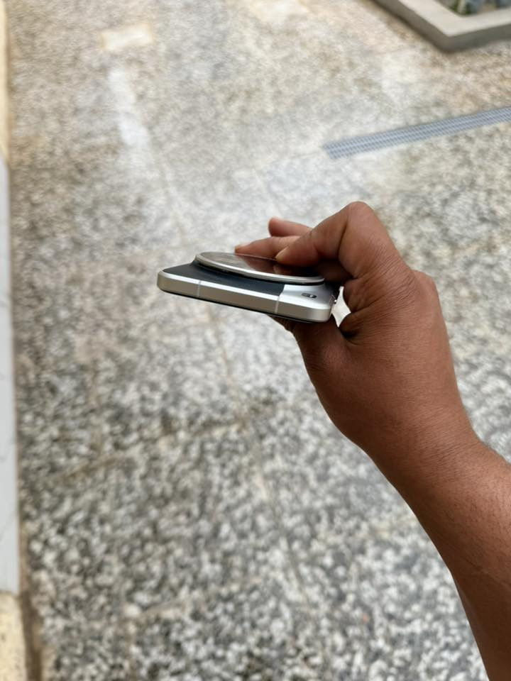 شومي 15 الترا ذ واحد تيرا واحد تيرا عالمي  نضافهه 99/100 
السعر مليون 300 بغداد ***********
