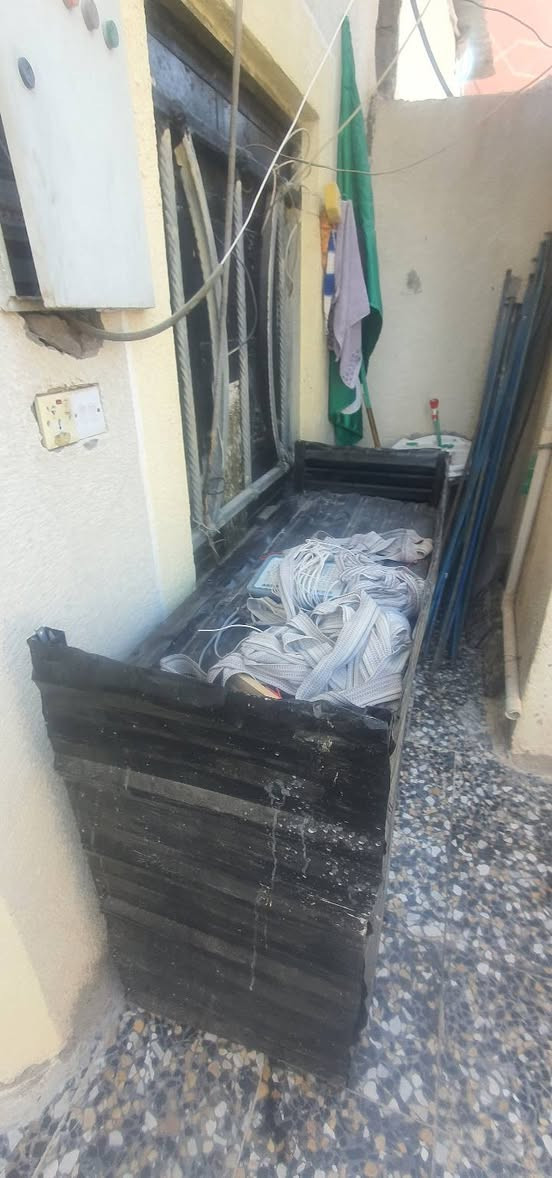 جادر اقواس شبح كبير  طول ٦ وعرض ٦ اربع شبات 
+ طبقتين قماش + منقله + ميز حديد +ميز جاي 
سعره بمليون وبيه مجال  *********** البصرة زبير
